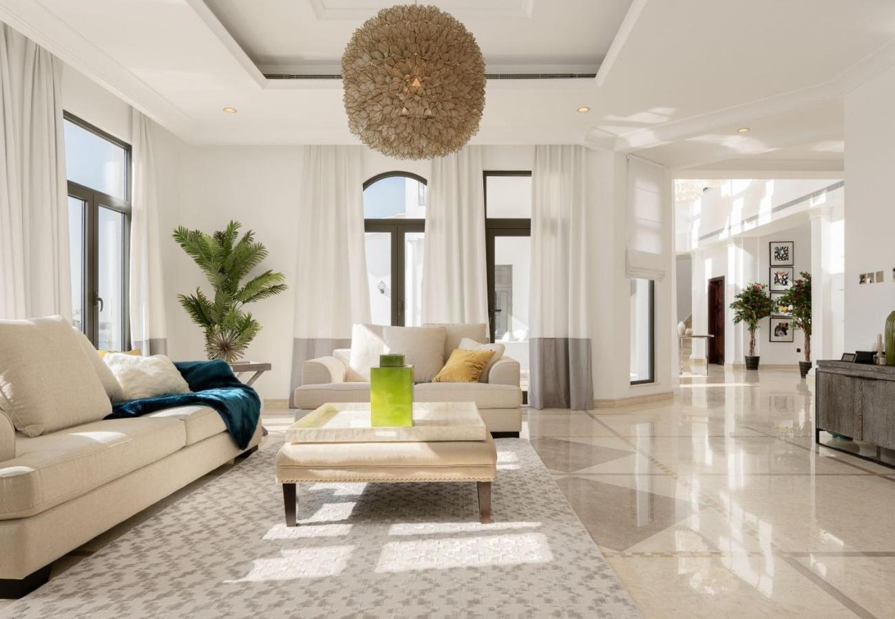 Frond K, Signature Villas, Palm Jumeirah - Mint * Dubai